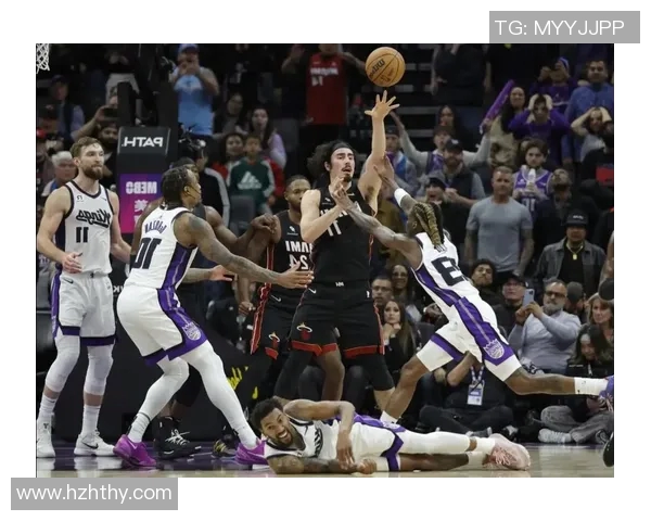 国王队凭借拉文和德罗赞的出色表现战胜骑士队取得胜利